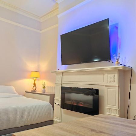 Stylish York Studio Bagian luar foto