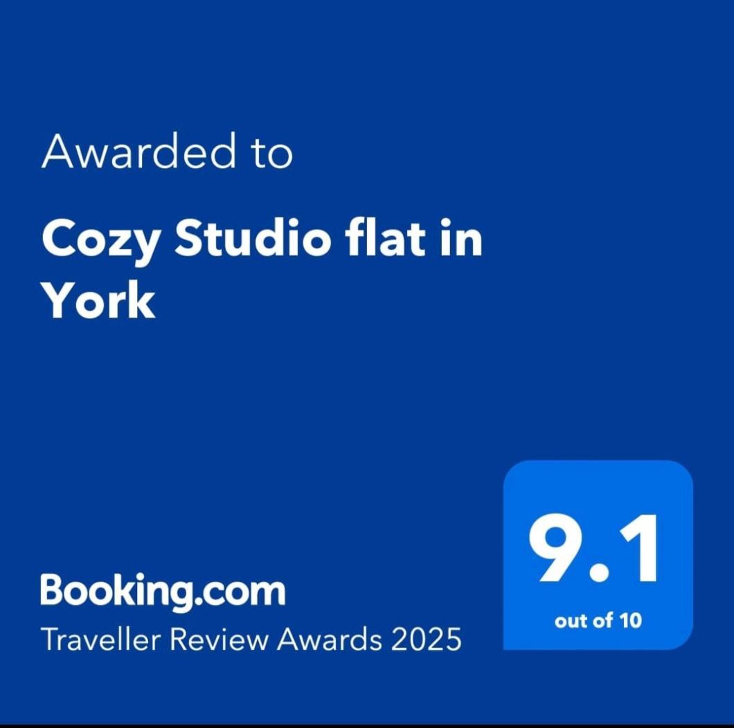 Stylish York Studio Bagian luar foto