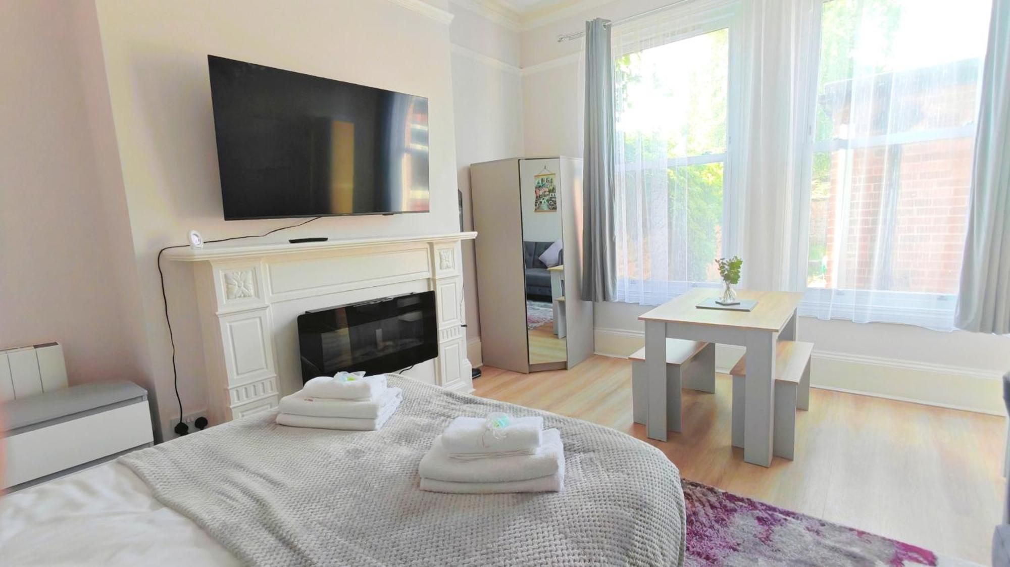 Stylish York Studio Bagian luar foto